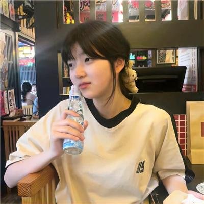 四月女友